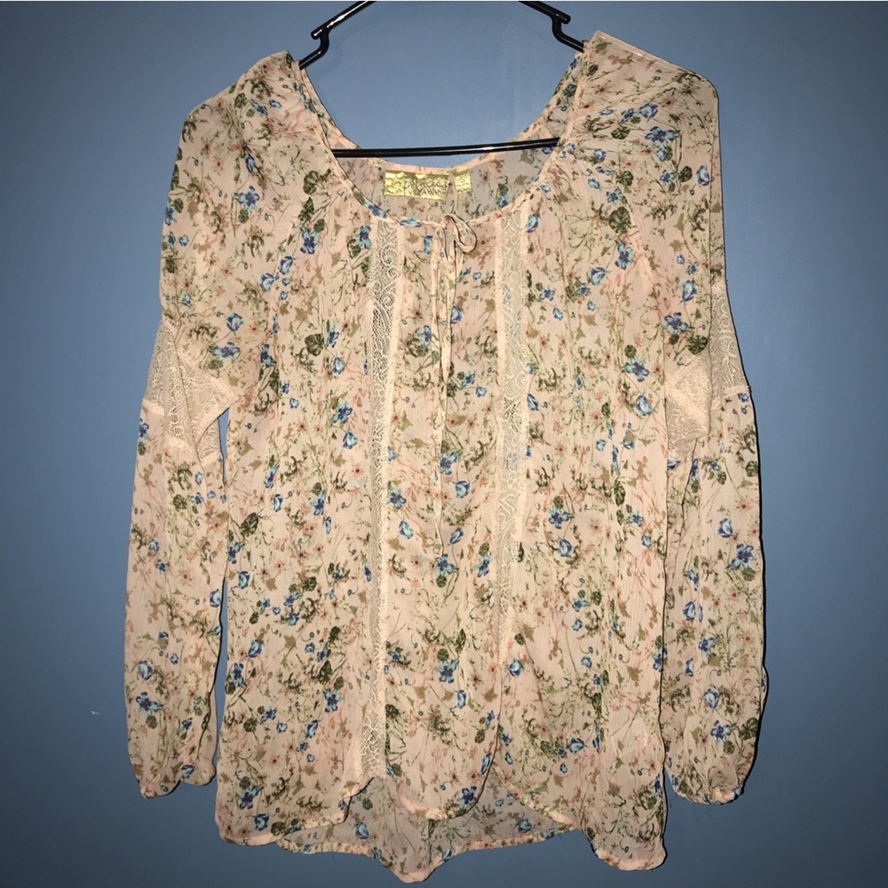 Princess Vera Wang Pink Floral Blouse